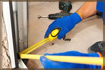 SOS Garage Doors Bellevue, WA 206-569-4429 - maintenance-cont-gr-02m