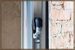 SOS Garage Doors Bellevue, WA 206-569-4429 - springs-sid-gr-02m